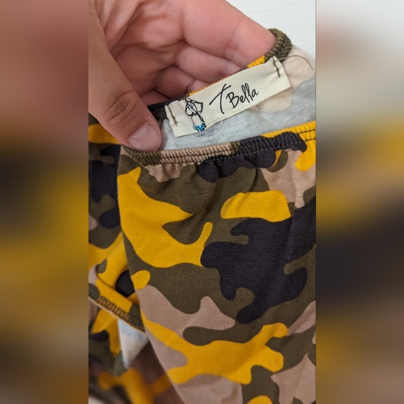 Forever 21+ Army Print Crop Style Tube Top - Picture 2 of 2